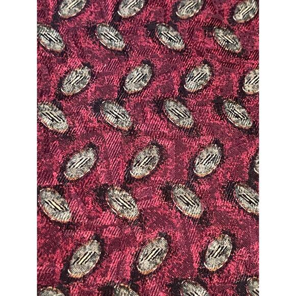 J. Z Richards Red Black Green Hand Made 100% Silk Men’s Neck Tie Made In USA - Picture 10 of 10